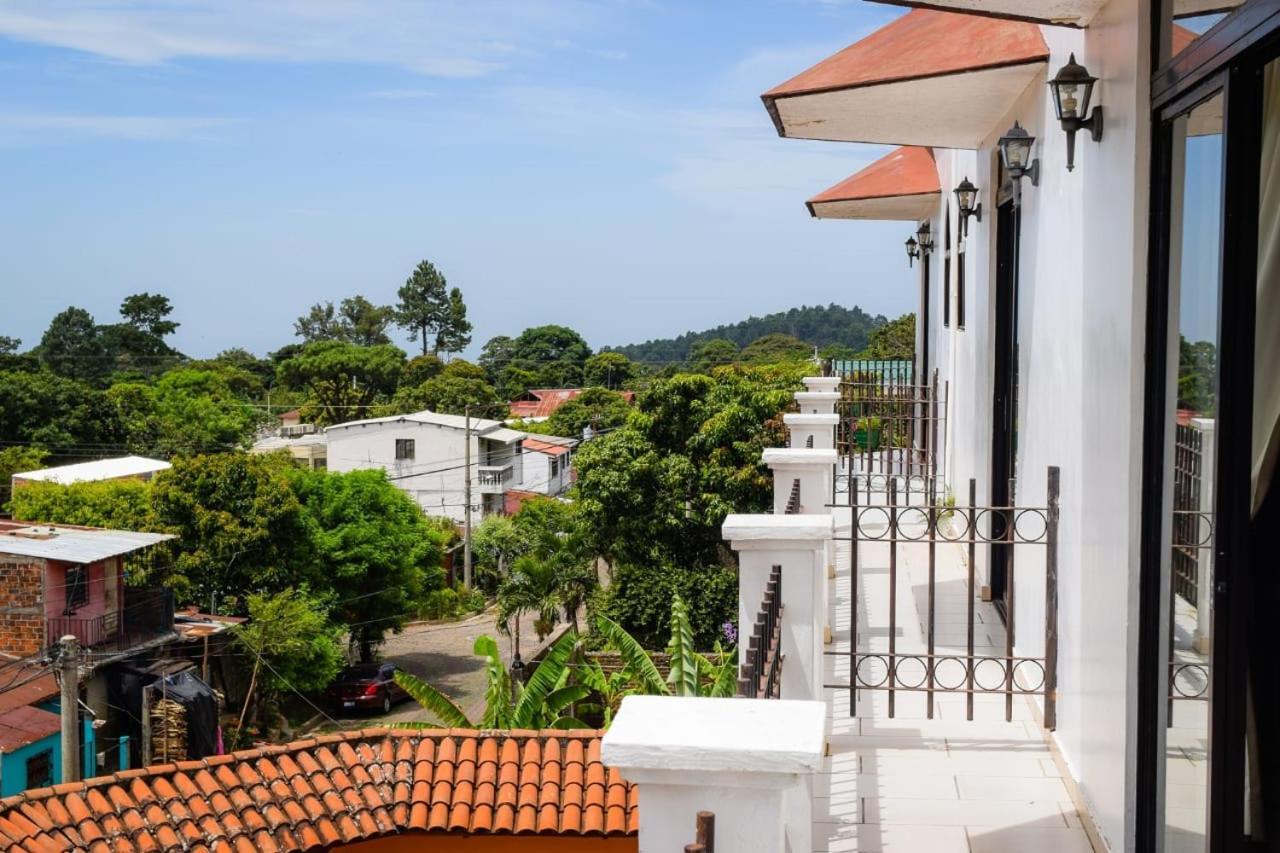 Vista Los Volcanes Hotel Y Restaurante Juayúa المظهر الخارجي الصورة